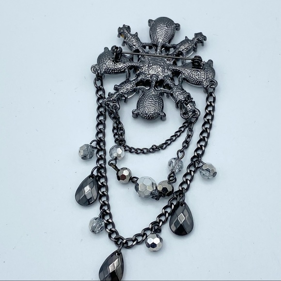 Multi Faceted Rhinestone Gunmetal Tone Dangling Chain Bead Statement Brooch Pin - Picture 5 of 12